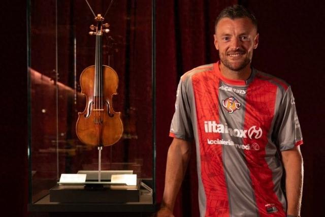 官网平台-瓦尔迪：不想透露拒绝了哪些俱乐部 意大利偶像是皮耶罗